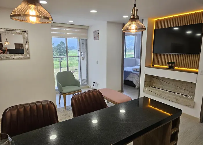 Apartamento De Lujo Frente Al Lago Sochagota