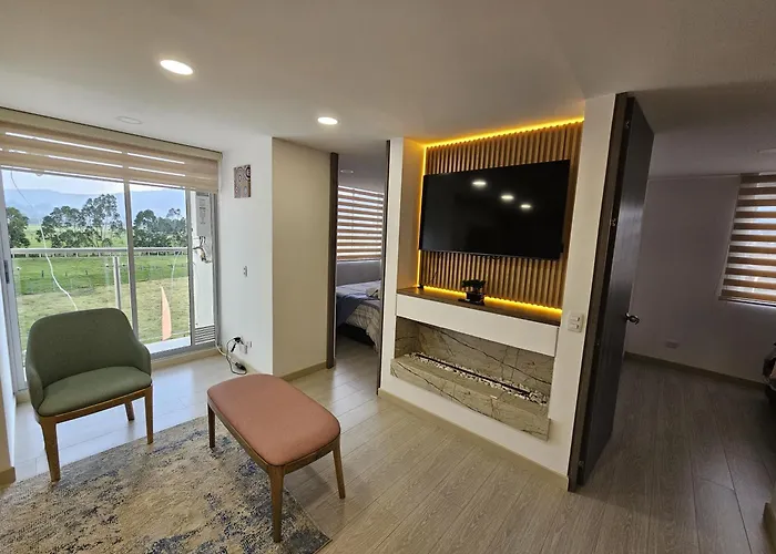 Apartamento De Lujo Frente Al Lago Sochagota